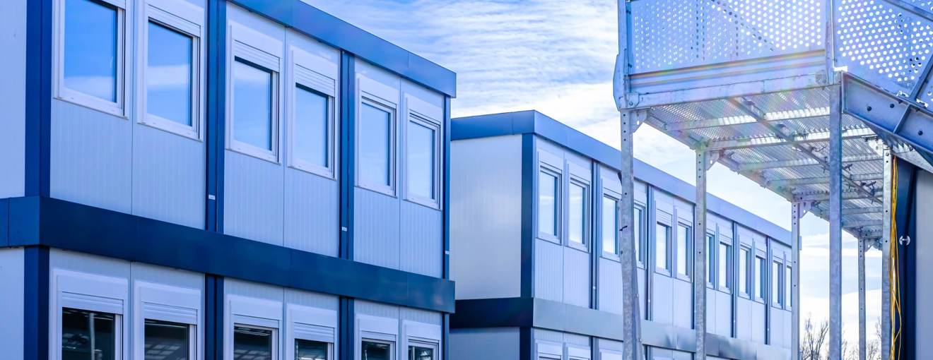 Temporary and semi temporary buildings